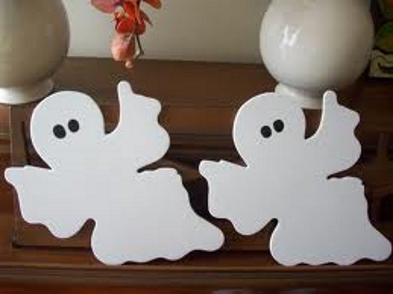 White Color Ghost Art